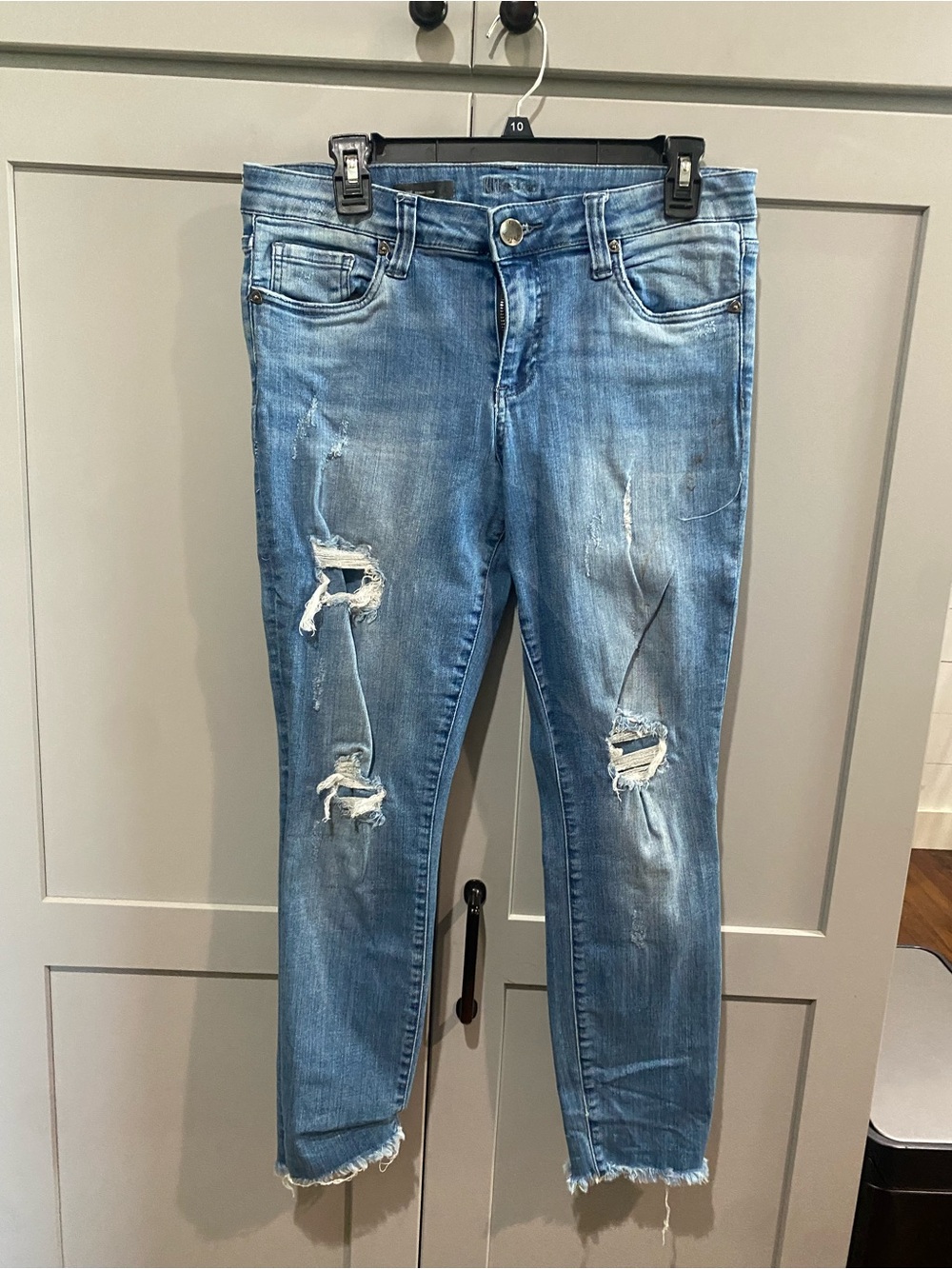 Connie Light Blue Distressed Cropped Skinny Jeans